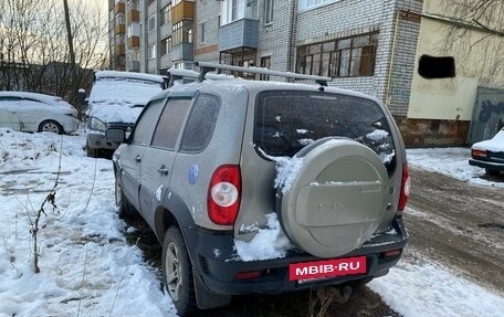 Chevrolet Niva I рестайлинг, 2012 год, 450 000 рублей, 5 фотография