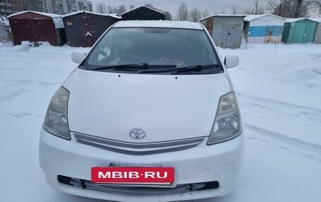 Toyota Prius, 2011 год, 1 200 000 рублей, 6 фотография