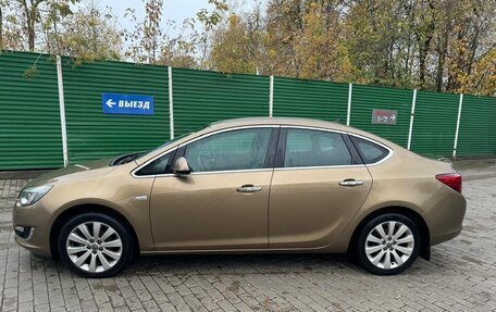 Opel Astra J, 2013 год, 1 050 000 рублей, 6 фотография