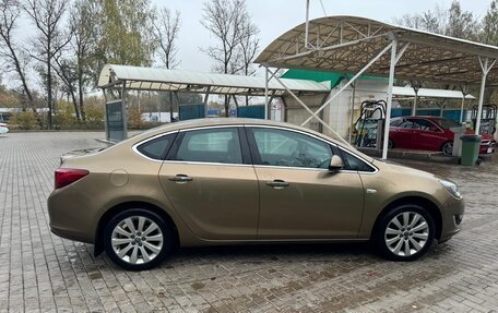 Opel Astra J, 2013 год, 1 050 000 рублей, 3 фотография