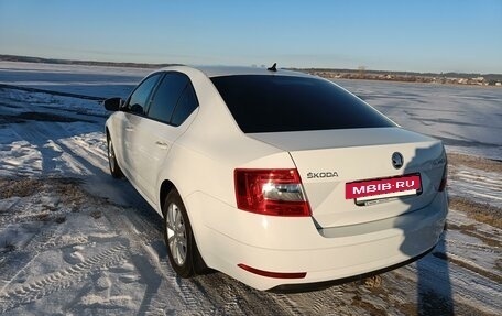 Skoda Octavia, 2017 год, 1 999 000 рублей, 14 фотография