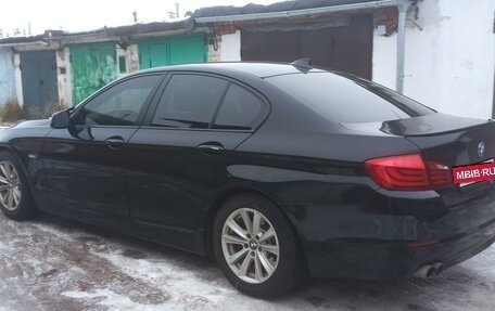 BMW 5 серия, 2010 год, 1 550 000 рублей, 3 фотография