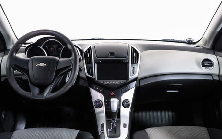 Chevrolet Cruze II, 2013 год, 1 137 300 рублей, 10 фотография