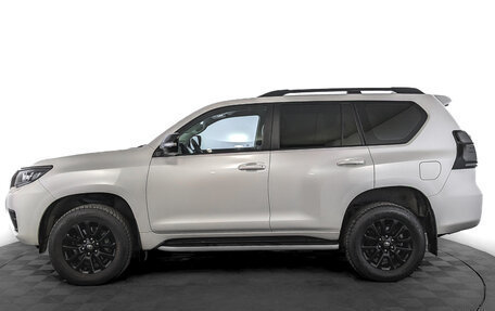 Toyota Land Cruiser Prado 150 рестайлинг 2, 2021 год, 7 350 000 рублей, 8 фотография