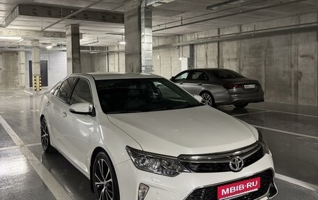 Toyota Camry, 2018 год, 2 900 000 рублей, 1 фотография