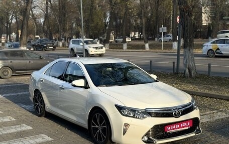 Toyota Camry, 2018 год, 2 900 000 рублей, 2 фотография