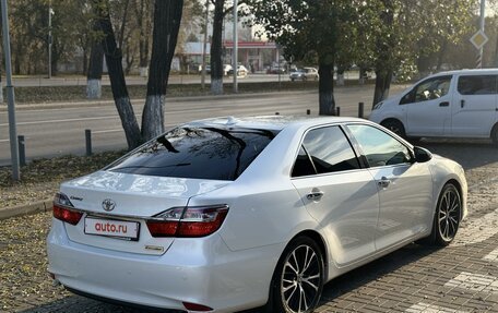 Toyota Camry, 2018 год, 2 900 000 рублей, 9 фотография