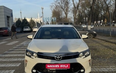 Toyota Camry, 2018 год, 2 900 000 рублей, 10 фотография