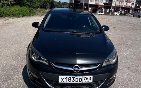 Opel Astra J, 2013 год, 850 000 рублей, 1 фотография