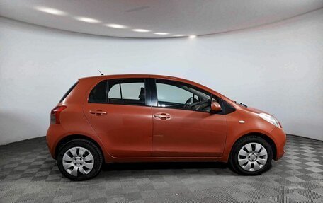 Toyota Yaris III рестайлинг, 2007 год, 685 000 рублей, 5 фотография