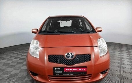 Toyota Yaris III рестайлинг, 2007 год, 685 000 рублей, 2 фотография