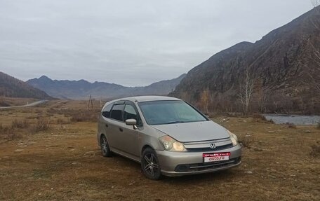 Honda Stream I рестайлинг, 2005 год, 650 000 рублей, 1 фотография