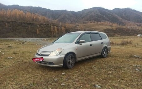 Honda Stream I рестайлинг, 2005 год, 650 000 рублей, 2 фотография