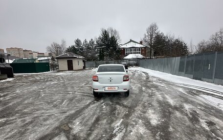 Renault Logan II, 2018 год, 680 000 рублей, 2 фотография