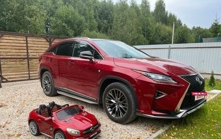 Lexus RX IV рестайлинг, 2017 год, 4 500 000 рублей, 3 фотография