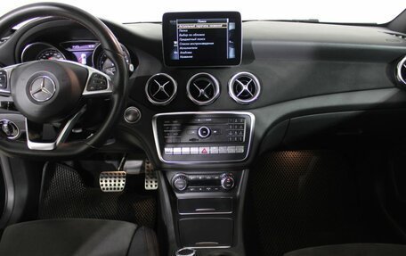 Mercedes-Benz GLA, 2018 год, 2 429 000 рублей, 10 фотография