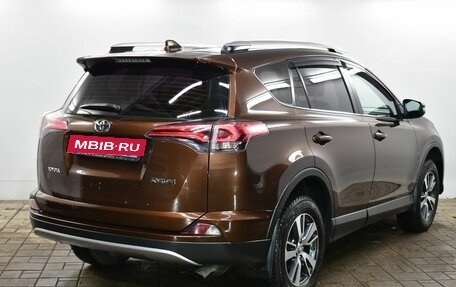 Toyota RAV4, 2017 год, 2 220 000 рублей, 4 фотография