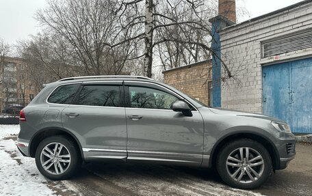 Volkswagen Touareg III, 2016 год, 4 000 000 рублей, 3 фотография