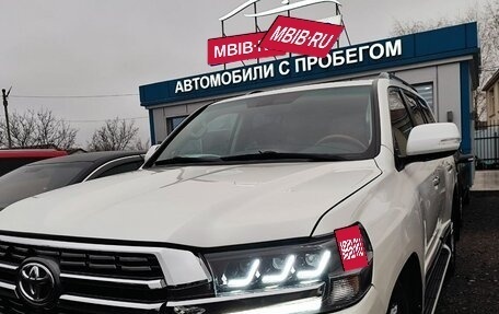 Toyota Land Cruiser 200, 2013 год, 4 150 000 рублей, 24 фотография