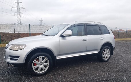 Volkswagen Touareg III, 2008 год, 2 000 000 рублей, 1 фотография