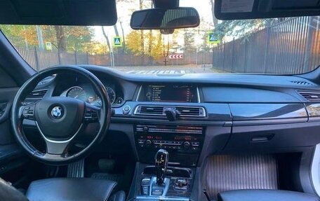 BMW 7 серия, 2012 год, 1 900 000 рублей, 9 фотография