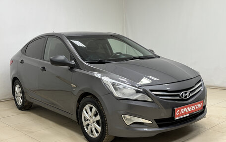 Hyundai Solaris II рестайлинг, 2015 год, 1 120 000 рублей, 3 фотография