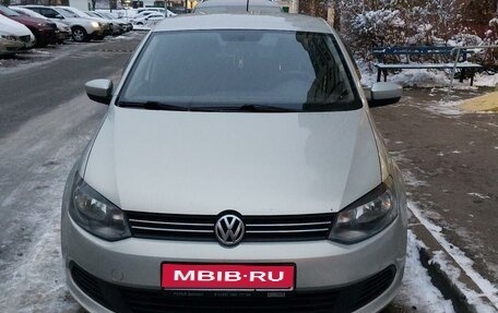 Volkswagen Polo VI (EU Market), 2012 год, 650 000 рублей, 1 фотография