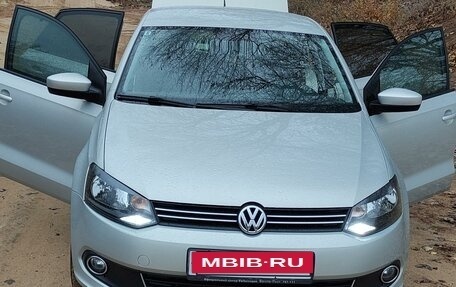 Volkswagen Polo VI (EU Market), 2013 год, 1 250 000 рублей, 10 фотография