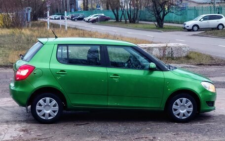 Skoda Fabia II, 2011 год, 480 000 рублей, 2 фотография