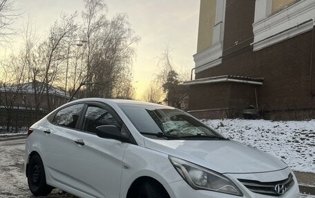 Hyundai Solaris II рестайлинг, 2014 год, 940 000 рублей, 4 фотография