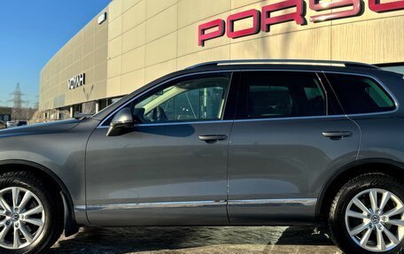 Volkswagen Touareg III, 2015 год, 3 790 000 рублей, 2 фотография