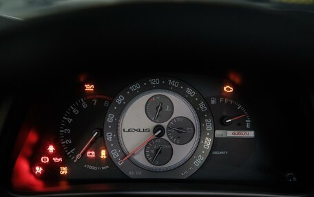 Lexus IS II рестайлинг 2, 1999 год, 1 400 000 рублей, 13 фотография