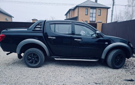 Mitsubishi L200 IV рестайлинг, 2012 год, 1 900 000 рублей, 7 фотография