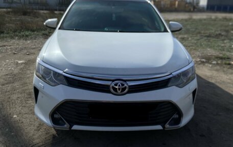 Toyota Camry, 2014 год, 2 050 000 рублей, 2 фотография