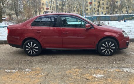 Volkswagen Jetta VI, 2009 год, 695 000 рублей, 5 фотография