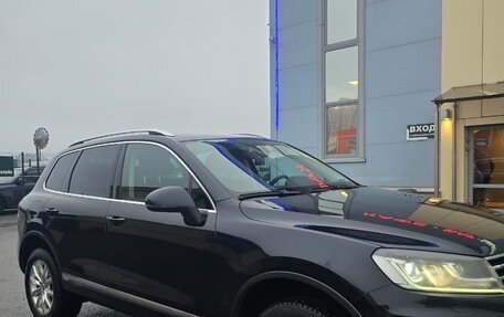 Volkswagen Touareg III, 2017 год, 3 500 000 рублей, 2 фотография