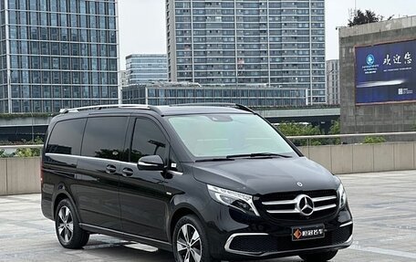 Mercedes-Benz V-Класс, 2021 год, 6 670 000 рублей, 6 фотография