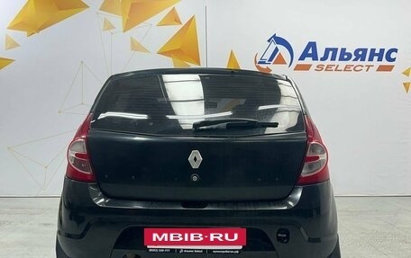 Renault Sandero I, 2013 год, 685 000 рублей, 4 фотография