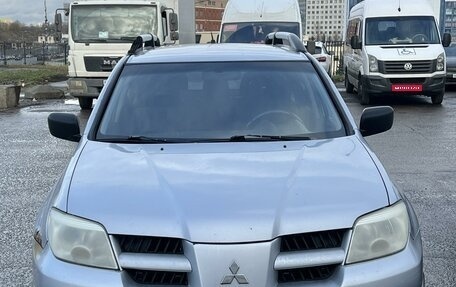 Mitsubishi Outlander III рестайлинг 3, 2006 год, 590 000 рублей, 1 фотография