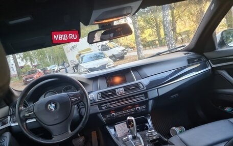 BMW 5 серия, 2013 год, 1 550 000 рублей, 7 фотография