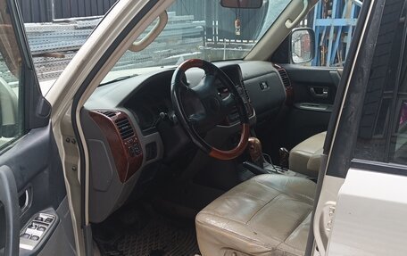 Mitsubishi Montero III, 2004 год, 1 049 000 рублей, 8 фотография