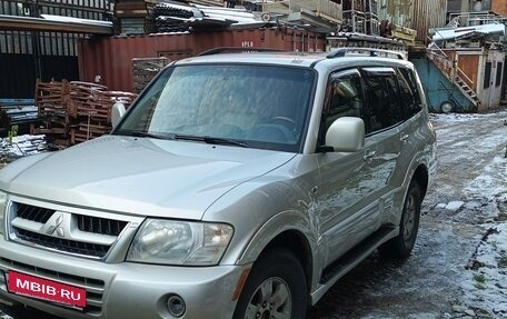 Mitsubishi Montero III, 2004 год, 1 049 000 рублей, 4 фотография