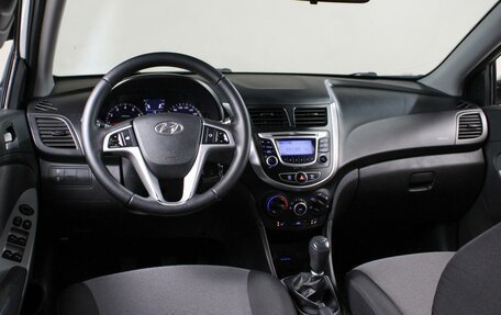 Hyundai Solaris II рестайлинг, 2013 год, 999 000 рублей, 6 фотография