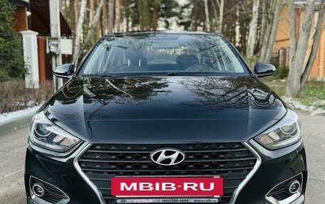 Hyundai Solaris II рестайлинг, 2017 год, 1 470 000 рублей, 3 фотография