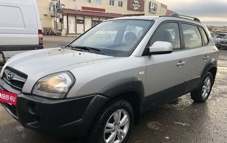 Hyundai Tucson III, 2008 год, 800 000 рублей, 7 фотография