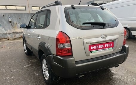 Hyundai Tucson III, 2008 год, 800 000 рублей, 3 фотография