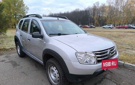 Renault Duster I рестайлинг, 2014 год, 899 000 рублей, 3 фотография