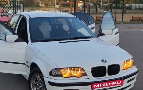 BMW 3 серия, 1998 год, 650 000 рублей, 12 фотография