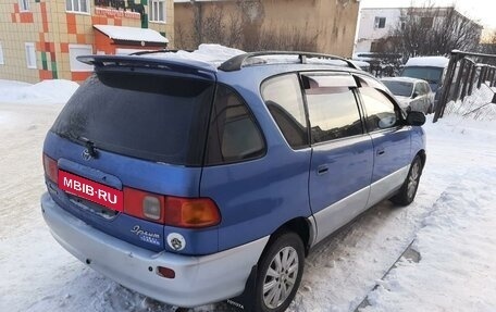 Toyota Ipsum II, 1997 год, 500 000 рублей, 2 фотография