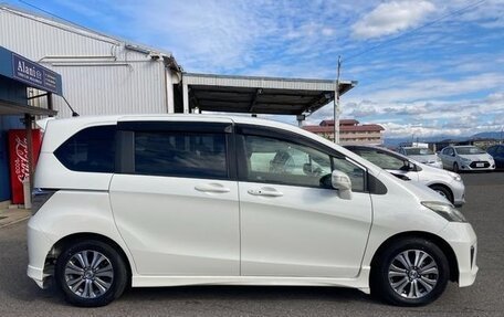 Honda Freed I, 2013 год, 940 999 рублей, 2 фотография